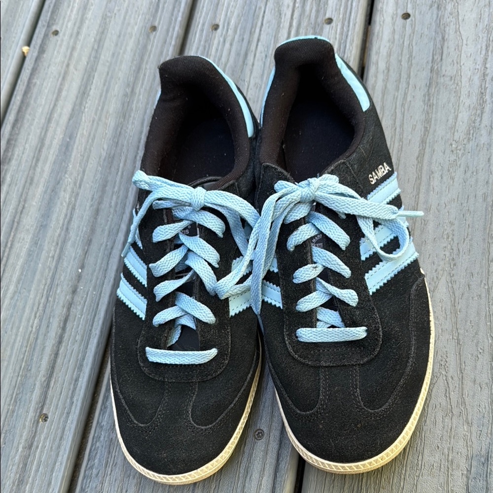 Adidas Samba navy & baby blue men's 6.5 sneaker